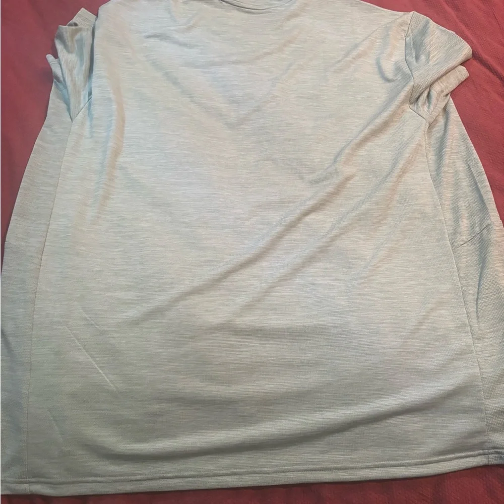 Gap Fit lily pad Green XXL NWT Acrive T shirt Moister Wicking - Picture 6 of 7